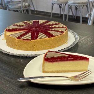 Cheesecake malinový. Ružová cukráreň Nitra