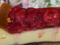 Cheesecake malinový. Cukráreň Nitra